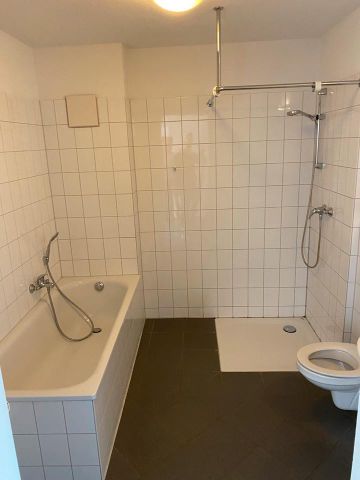 Schönes zentral gelegenes WG-Zimmer (17m2) in 3er WG - Photo 4