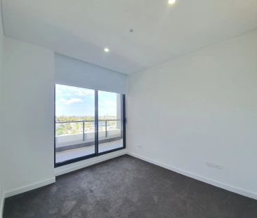 “Breathtaking Views and Uncompromised Style” - Photo 1