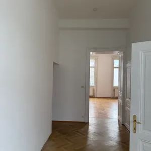 Altbau-Perle mit viel Licht & Charakter, 105 m² Wohntraum - Photo 3