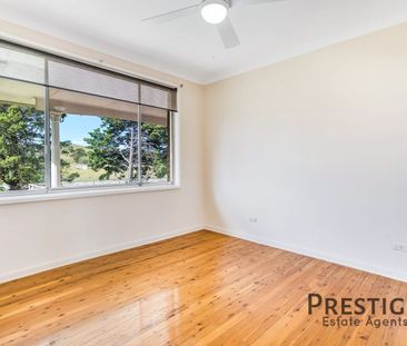 Modern Family Residence! - Photo 2