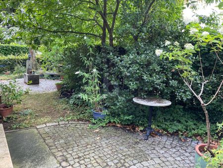 FRISCH RENOVIERT MIT GARTEN - Foto 5