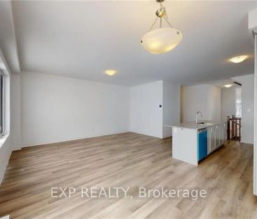 Condo Townhouse For Lease | X8411416 - Photo 2