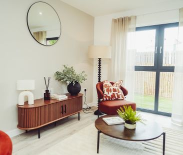 Walton House - Photo 1