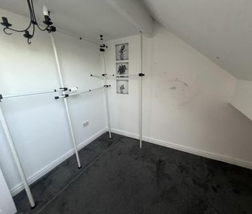 4 bedroom terraced house to rent - Photo 4