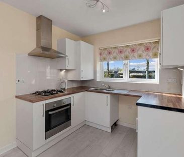 Halton Brook Avenue, Halton Brook, WA7 - Photo 6