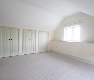 3 bedroom barn conversion to rent - Photo 2