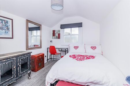 6 bedroom house to rent - Photo 2