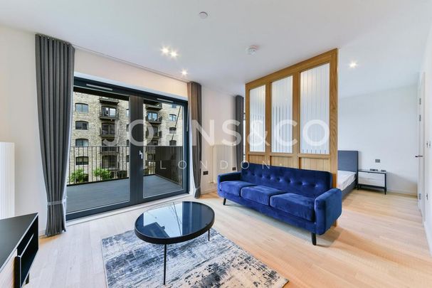 Studio to rent - Photo 1