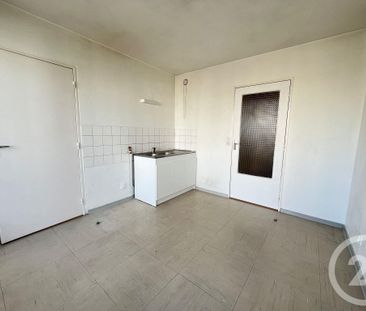 Location Appartement 3 pièces 79m² METZ 57050 - Photo 4