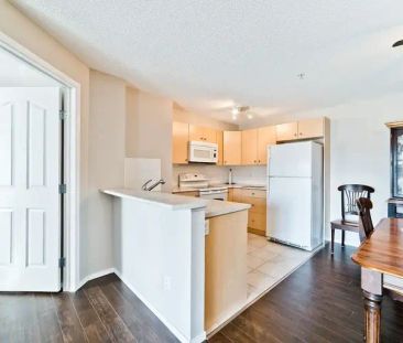 Panorama Point 2 Bedroom/2 Bathroom condo | 1307 - 60 Panatella St ... - Photo 1