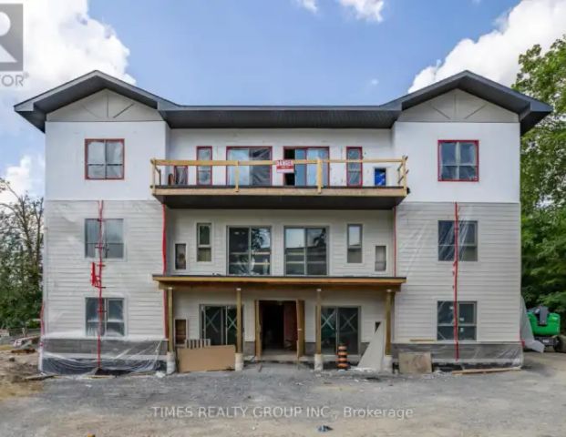 203 - 369 HUNTER STREET W | 203 - 369 HUNTER STREET W, Peterborough - Photo 1