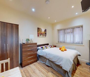 Studio to rent - Photo 2