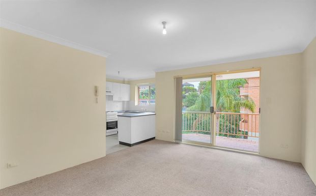 2 Bedroom Apartment in Prime Location - Photo 1