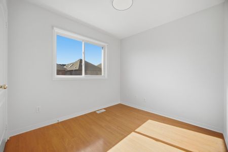 For Lease - 3278 Respond Road, Mississauga, Ontario - Photo 5