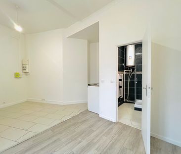 Location Appartement 1 pièce 21m² - Photo 4