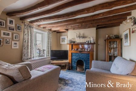 1 bedroom in a house share to rent - Photo 2