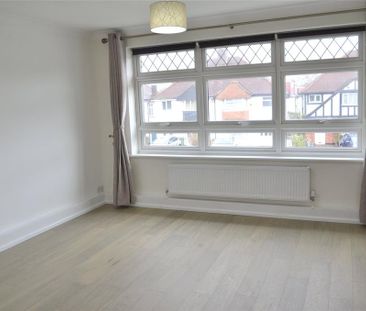 2 bedroom maisonette to rent - Photo 4