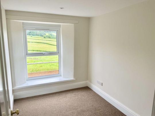 4 bedroom detached house to rent - Photo 1