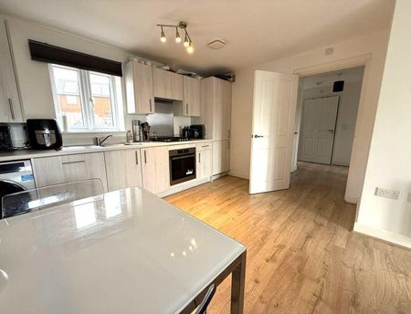 2 bedroom apartment to rent - Photo 3