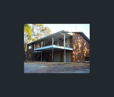 Brick Home in Tinana - Photo 5