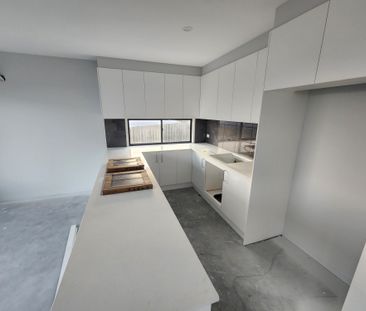 Victory Heights - Photo 3