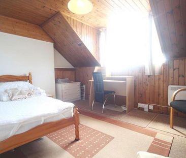 4 bedroom house share to rent - Photo 3