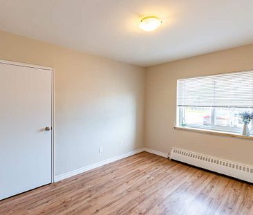 Hillcrest Apartments - Photo 6