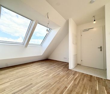 Traumhafte Dachgeschosswohnung mit Terrasse | Erstbezug| - Photo 3