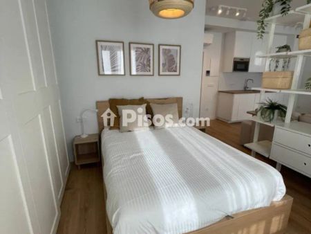 Piso en alquiler en Centro - Photo 4