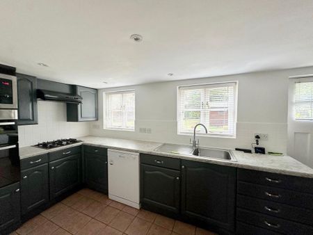 3 bedroom detached house to rent - Photo 5