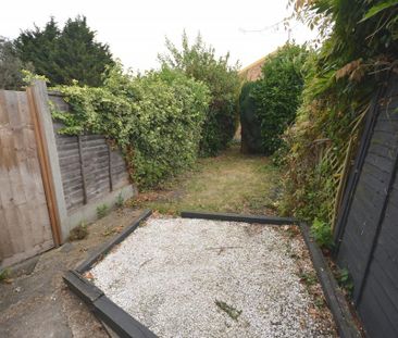 2 bedroom terraced house to rent - Photo 6