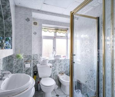 2 bedroom maisonette to rent - Photo 5