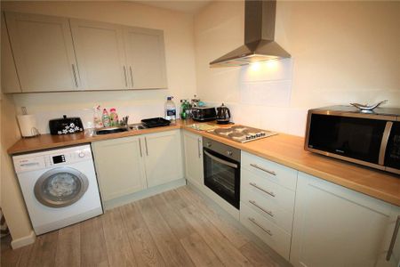 1 bedroom property to rent - Photo 3