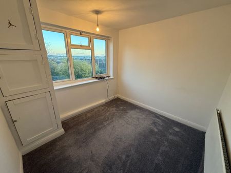 3 Bed Semi-Detached House, Skelwith Close, S4 - Photo 4