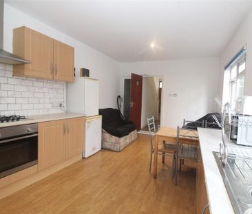 1 bedroom house to rent - Photo 2