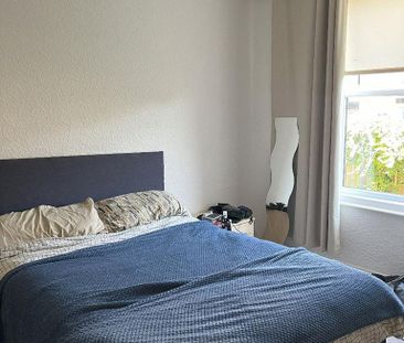 4 bedroom terraced house to rent - Photo 3