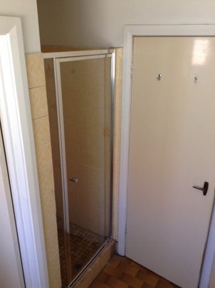 CENTRAL OAKLEIGH LIVING – LOW MAINTENANCE VILLA - Photo 1