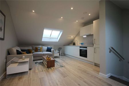 A modern fully furnished one bedroom apartment on Mill Road. - Photo 2