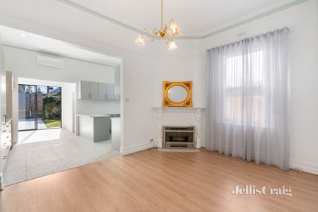 17 George Street, Richmond - Photo 2