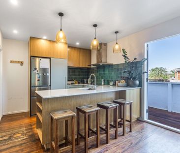 Classic Kiwi Design - Modernised kitchen with 3 + 1 bedrooms (bonus... - Photo 6