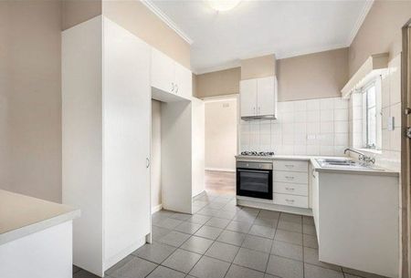 502 South Road, Moorabbin - Photo 3