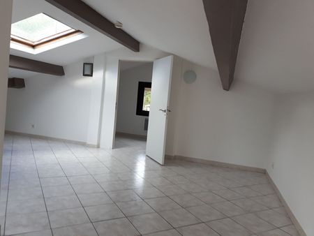 APPARTEMENT T2 SAUSSET LES PINS -COTE BLEUE - Photo 2