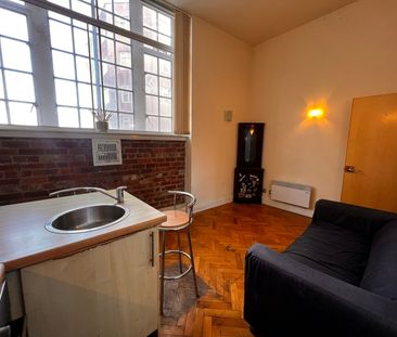 1 Bed Flat, Eastgate, LS2 - Photo 6