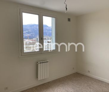 Location Appartement 4 pièces 95 m² - Photo 3