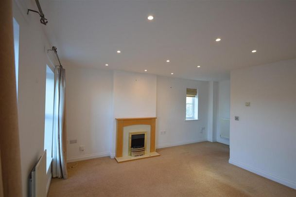 4 bedroom house to rent - Photo 1