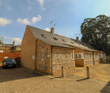 2 bedroom end of terrace house to rent - Photo 3