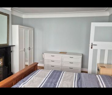 Room in a Shared House, Alexandra Park Road, N22 - Photo 2