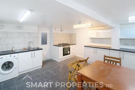 2 bedroom terraced house to rent - Photo 5