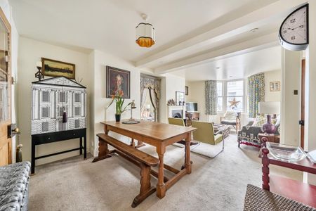 4 bedroom terraced house to rent - Photo 2