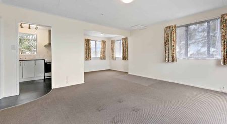 Pretty as a Picture - Excellent Location - Photo 5